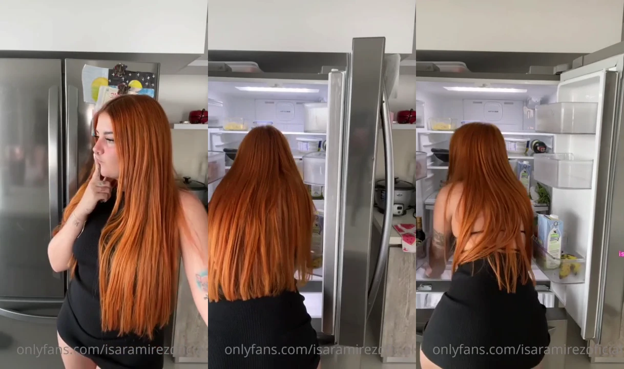 isaramirezoficial-plays-with-her-toy-in-the-kitchen